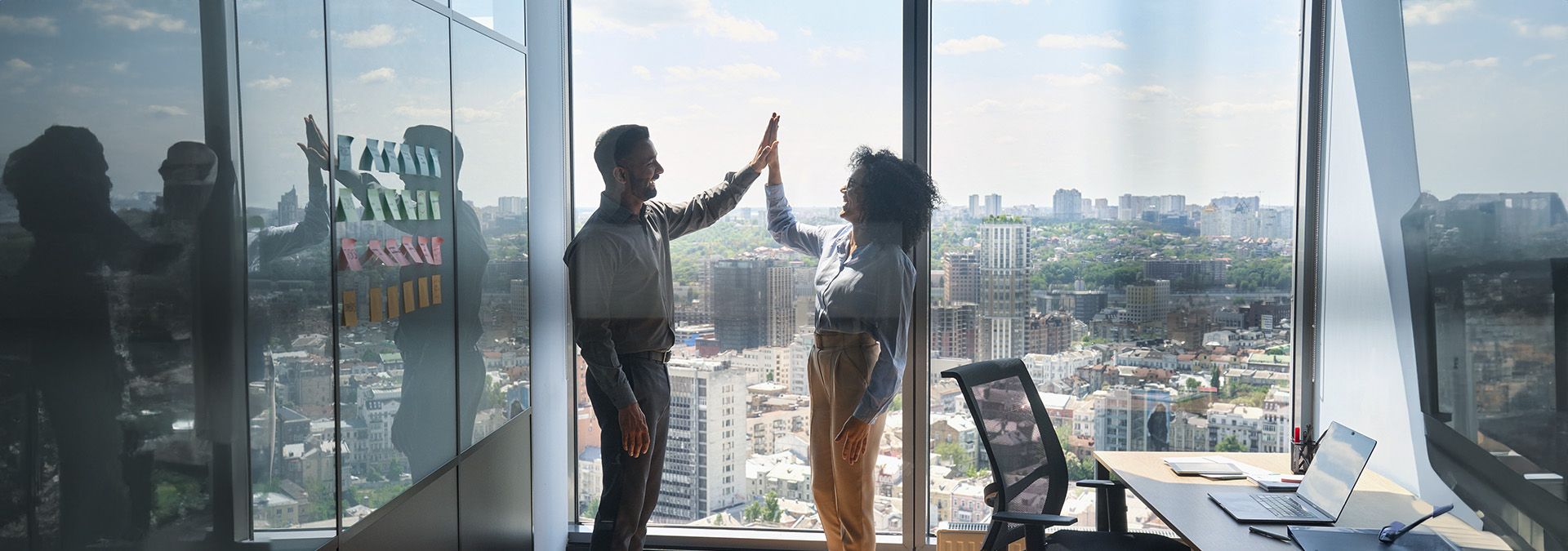 Hero_Adviseur_Samenwerken met Yinco.jpg